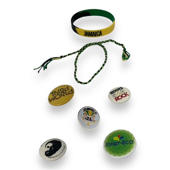 Riddem Driven reggae button pins  Jamaican bracelets Lot of 7 - Picture 1 of 17